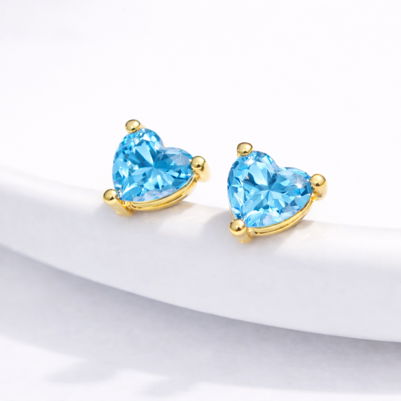 Arete Corazon 6x6 Oro 18k.